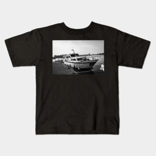 Moored boats on the River Bure Kids T-Shirt